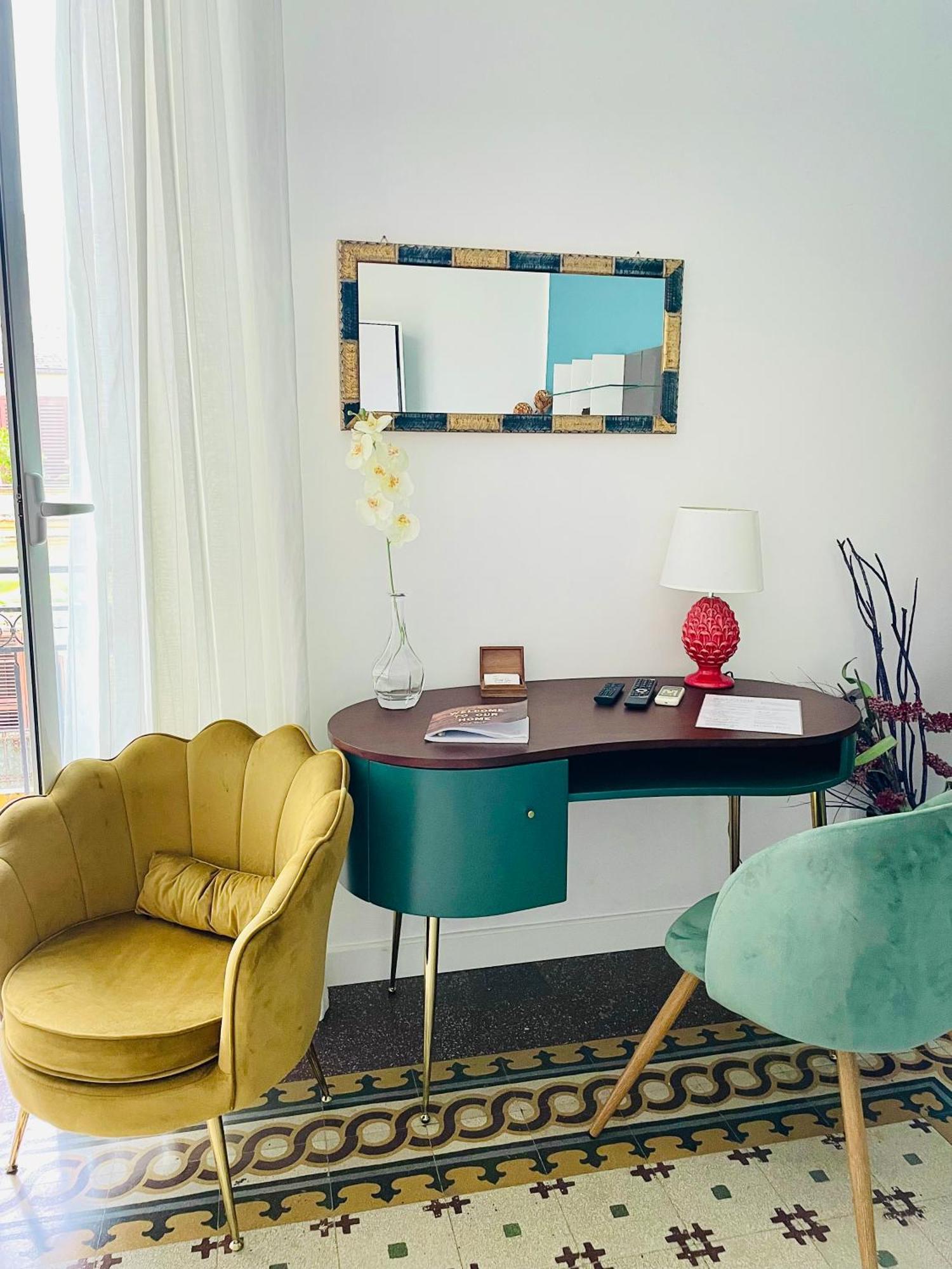 Funky Flat Apartment